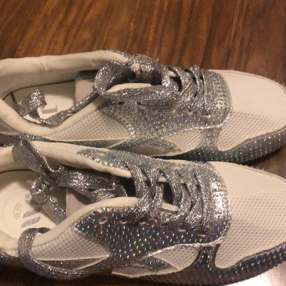 Women’s silver rhinestone sneakers - Picture 5 of 6